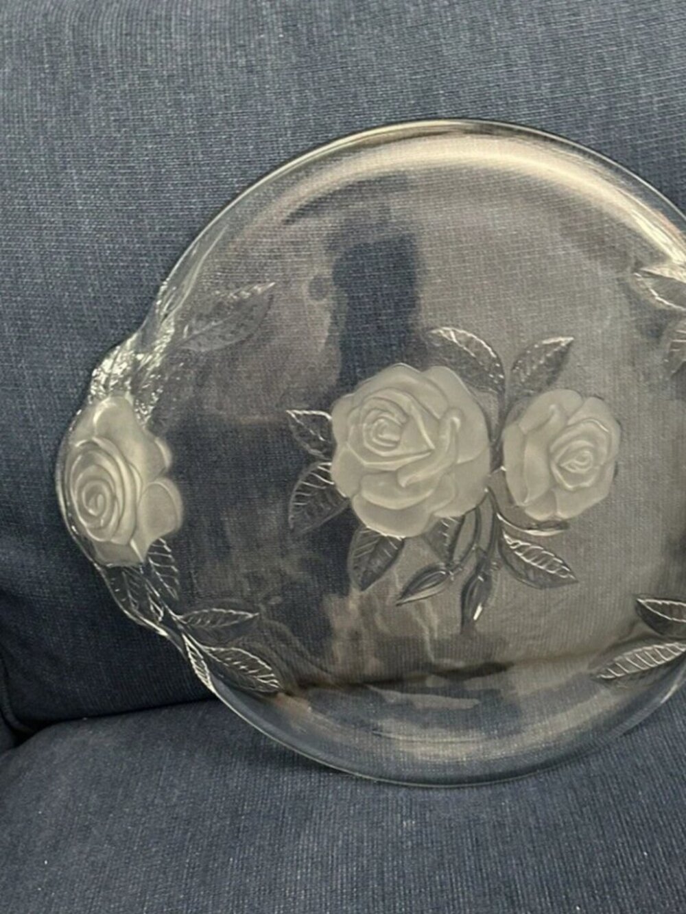 Decorative Glass Platter With Embossed Frosted Roses Pattern - Picture 5 of 6